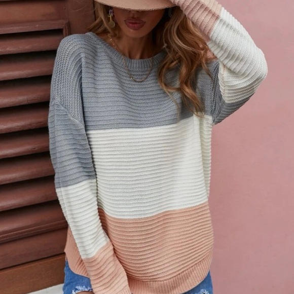 NWOT SHEIN Grey, White, and Pink Sweater/Jumper - Picture 5 of 9